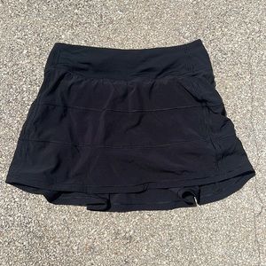 Black size 2 lululemon skirt
